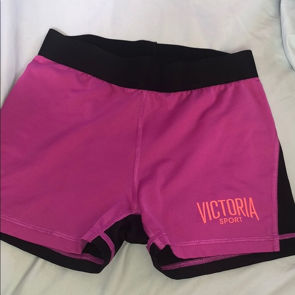Vs Sport workout short - Picture 1 of 4